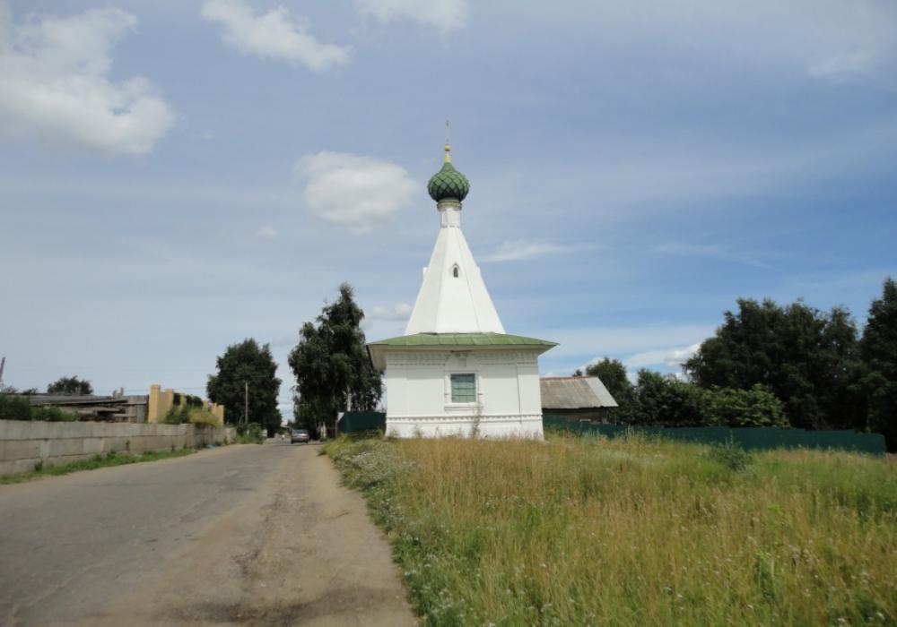 Часовня Животворящего Креста на Святом озере - Святыни и храмы города Костромы