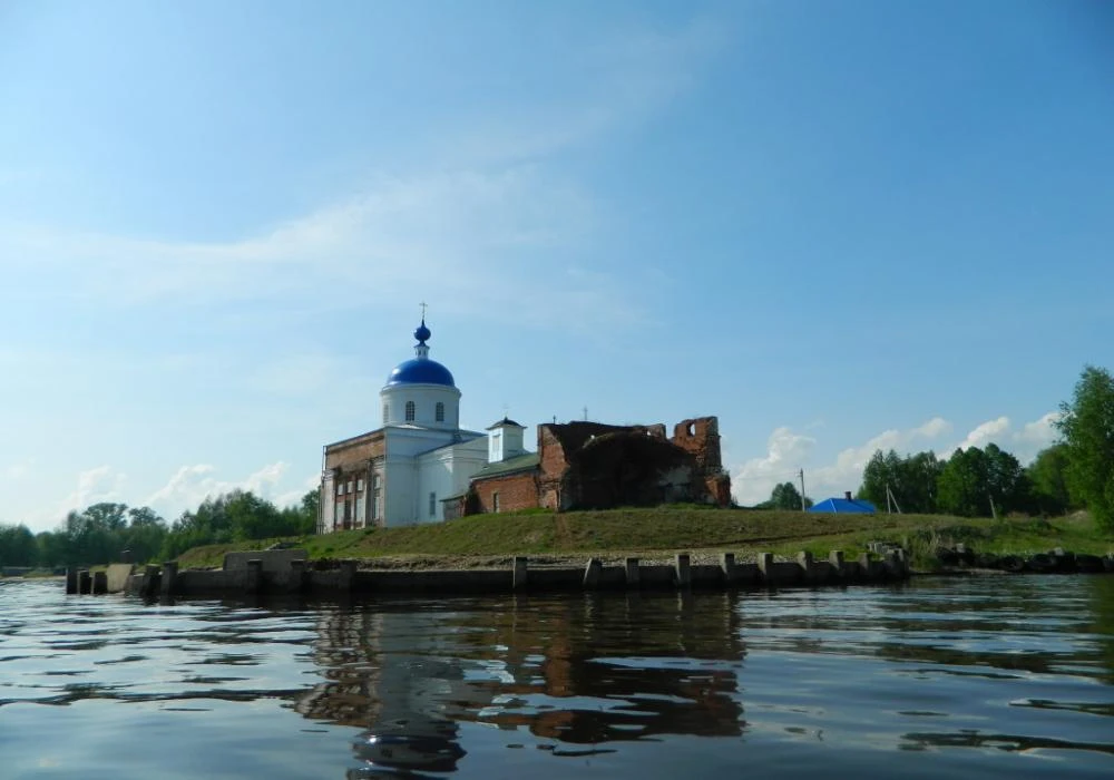 Церковь Рождества Богородицы и Церковь Сошествия Святого Духа - Святыни и храмы города Костромы