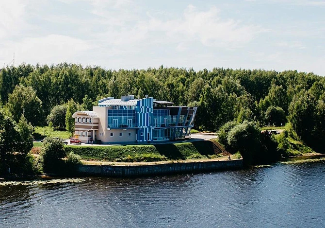 Отель Cruise