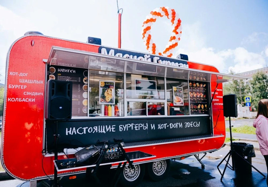 Сеть фудтраков "Мясной Гурман"