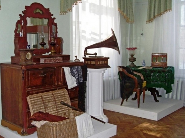 Макарьевский краеведческий музей - Музеи и галереи города Костромы