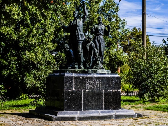 Памятник рабочим, расстрелянным в 1915 году - Памятники и мемориалы Костромы 
