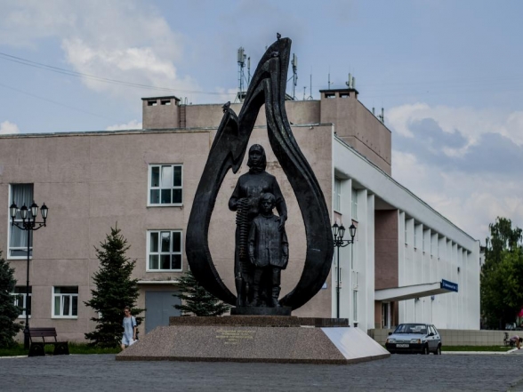 Памятник труженикам тыла в Костроме - Памятники и мемориалы Костромы 