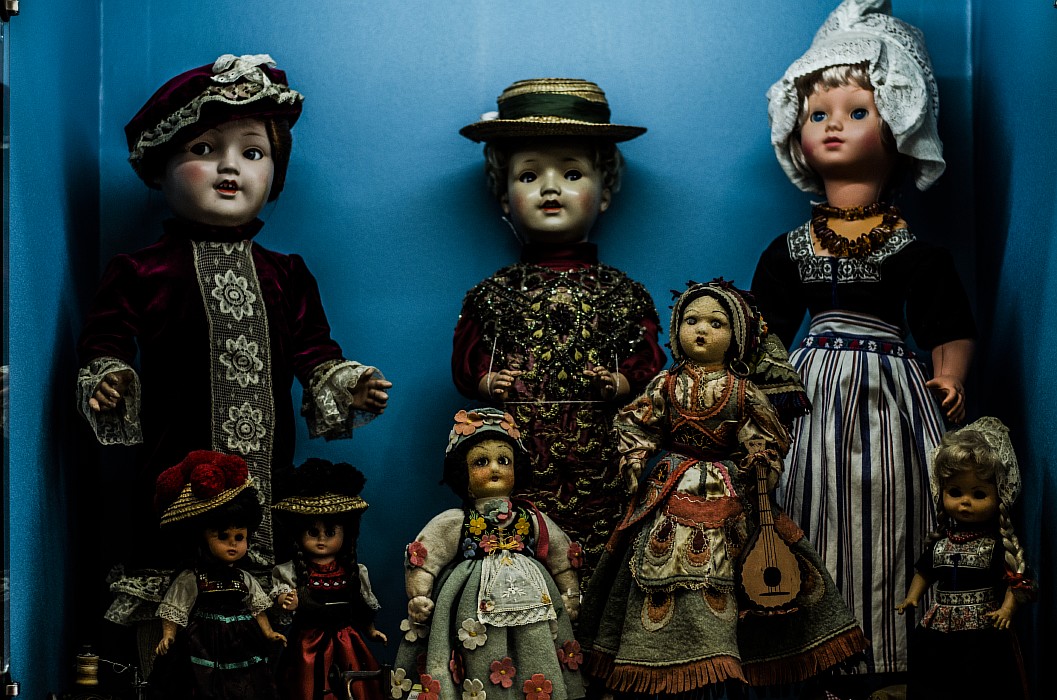 Куколки москвы. Музей кукол СПБ. Музей уникальных кукол в Москве. Музей уникальных кукол в Костроме.