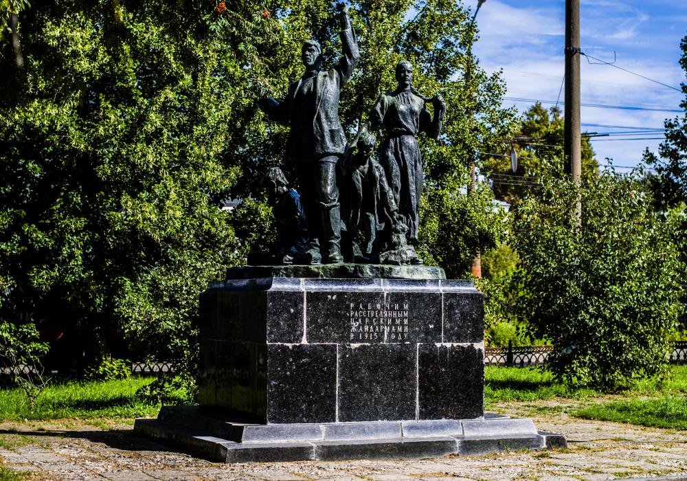 Памятник рабочим, расстрелянным в 1915 году - Памятники и мемориалы Костромы 