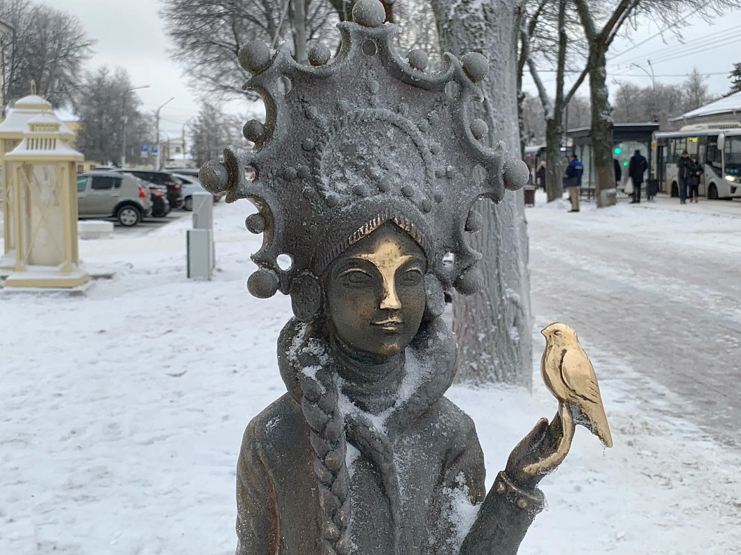 Скульптура Снегурочки в Костроме - Арт-объекты и скульптуры Костромы