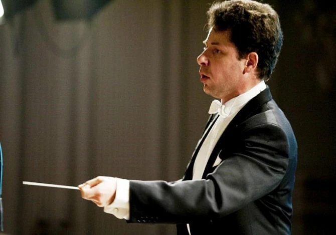 "Дом музыки" (Губернский симфонический оркестр П. Герштейна)