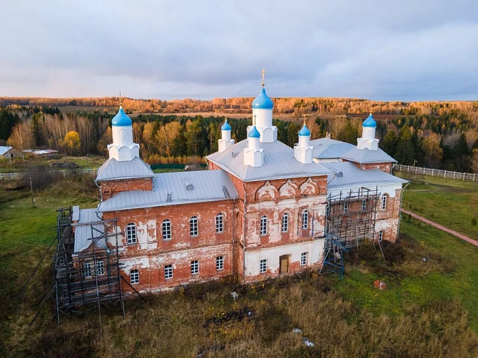 Авраамиев Успенский Богородицкий Заозёрский монастырь